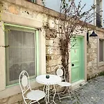 Sadele Hacimemis * Çeşme